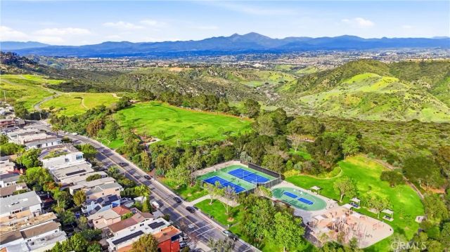 885 Tia Juana, Laguna Beach, CA 92651