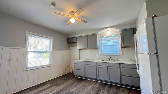 20244 Mccormick Street, Detroit, MI 48224