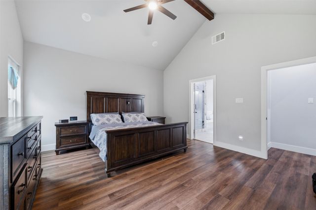 203 Pioneer Drive, Keene, TX 76059