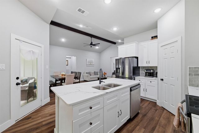 203 Pioneer Drive, Keene, TX 76059