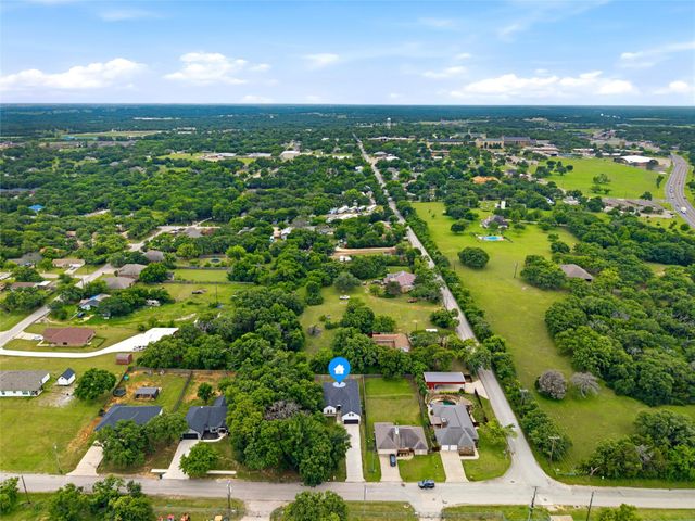 203 Pioneer Drive, Keene, TX 76059