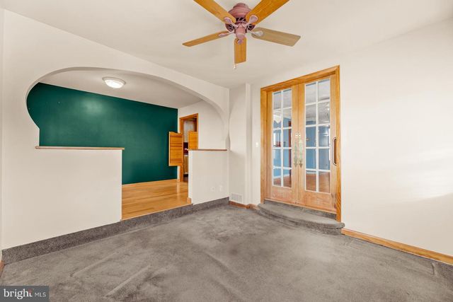 215 BLOUGH CT, Fairless Hills, PA 19030