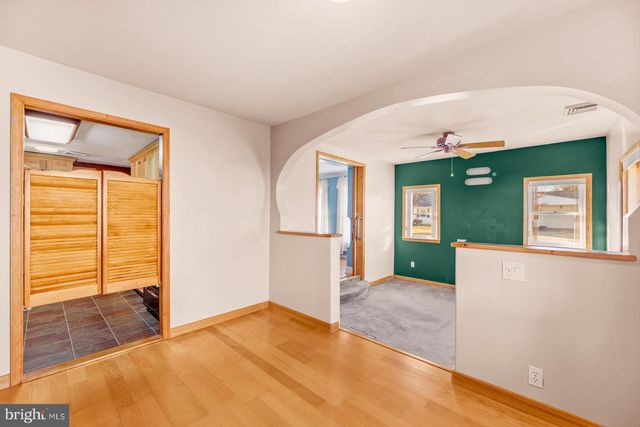 215 BLOUGH CT, Fairless Hills, PA 19030