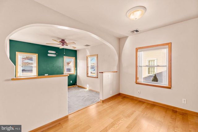 215 BLOUGH CT, Fairless Hills, PA 19030