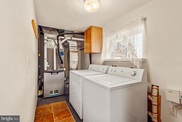 215 BLOUGH CT, Fairless Hills, PA 19030