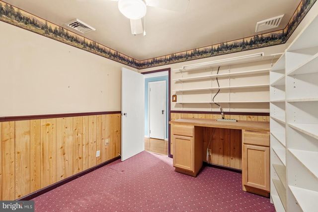 215 BLOUGH CT, Fairless Hills, PA 19030