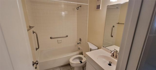 180 MAGNOLIA WOODS COURT 18C, Deltona, FL 32725