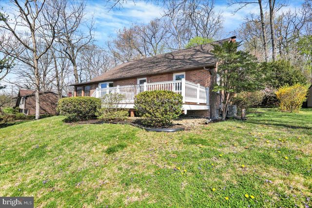 12 MOSER LN, Shoemakersville, PA 19555