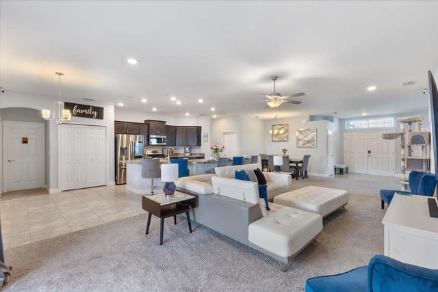 276 WALKERS POINT DRIVE, Auburndale, FL 33823