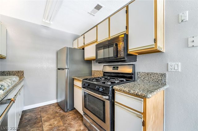 2200 South Fort Apache Road 2044, Las Vegas, NV 89117