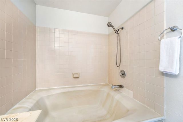 2200 South Fort Apache Road 2044, Las Vegas, NV 89117
