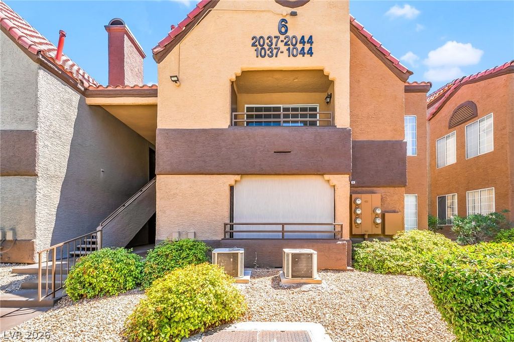 2200 South Fort Apache Road 2044, Las Vegas, NV 89117