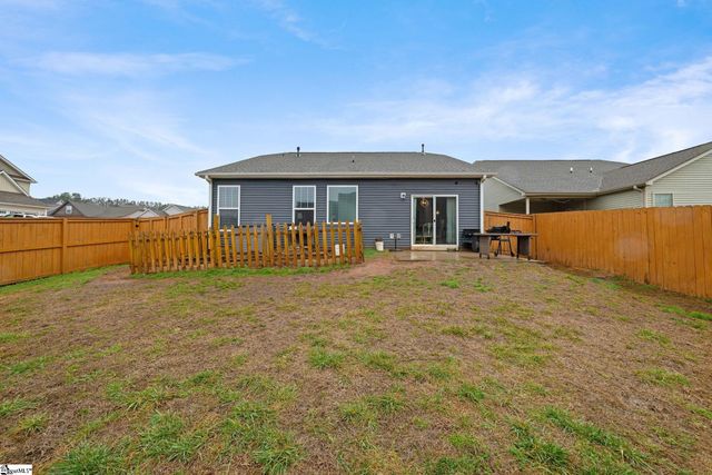 637 Ivywood Place, Boiling Springs, SC 29316