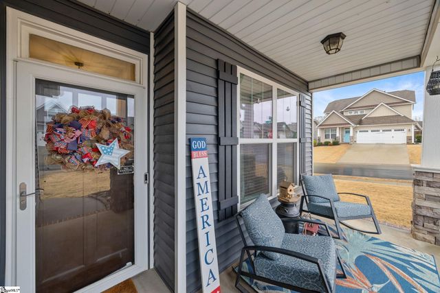 637 Ivywood Place, Boiling Springs, SC 29316