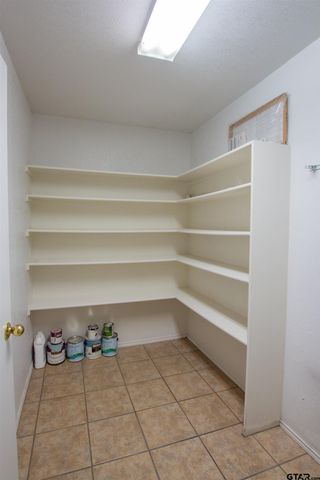 10759 Southern Trace Cir, Flint, TX 75762