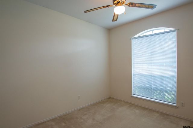 10759 Southern Trace Cir, Flint, TX 75762