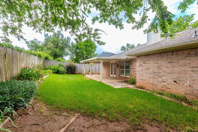 10759 Southern Trace Cir, Flint, TX 75762