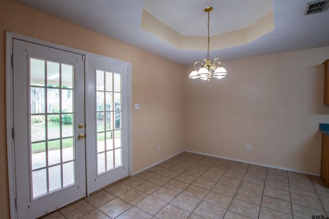 10759 Southern Trace Cir, Flint, TX 75762