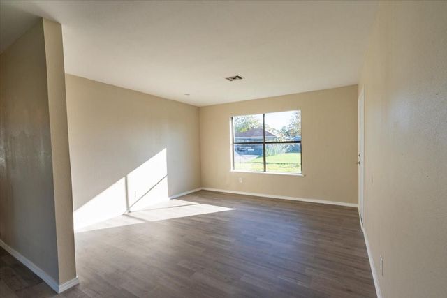 5851 Southtown Street, Houston, TX 77033