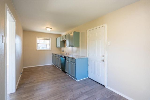 5851 Southtown Street, Houston, TX 77033