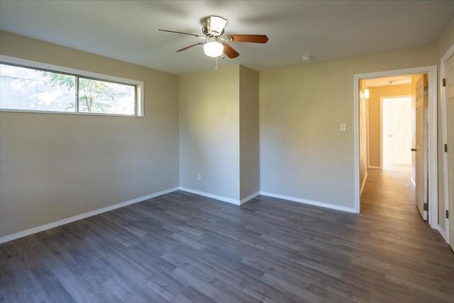 5851 Southtown Street, Houston, TX 77033