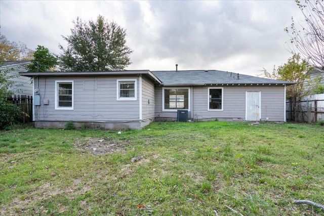 5851 Southtown Street, Houston, TX 77033