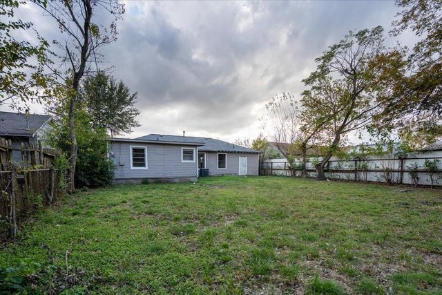 5851 Southtown Street, Houston, TX 77033