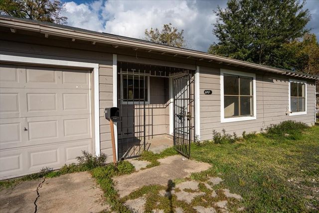 5851 Southtown Street, Houston, TX 77033