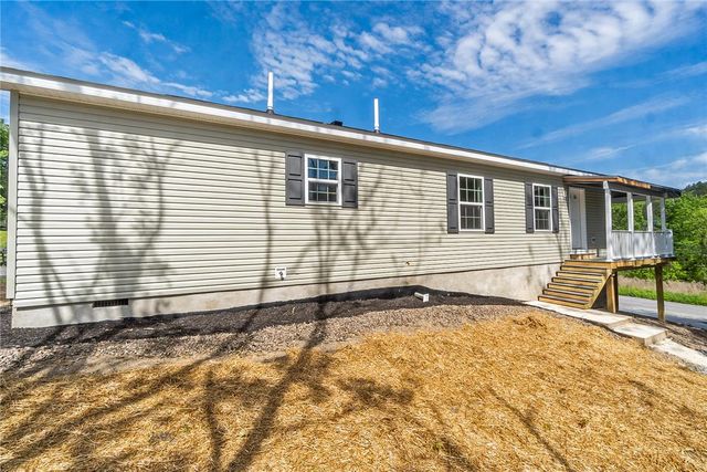 624 Main Road, Franklin Twp, PA 18235