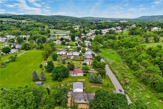 624 Main Road, Franklin Twp, PA 18235