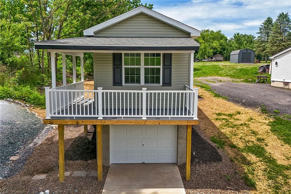 624 Main Road, Franklin Twp, PA 18235