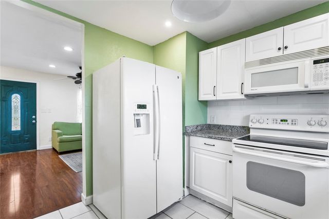 4740 22ND AVENUE N, St Petersburg, FL 33713