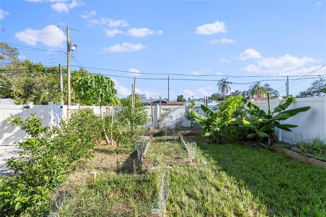 4740 22ND AVENUE N, St Petersburg, FL 33713