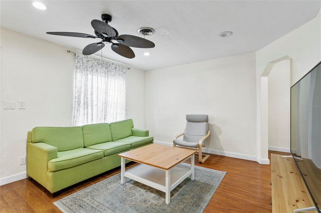 4740 22ND AVENUE N, St Petersburg, FL 33713