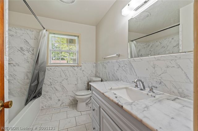 4416 Royal Oak Drive, Fort Smith, AR 72904