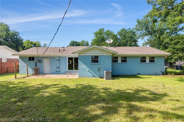 4416 Royal Oak Drive, Fort Smith, AR 72904