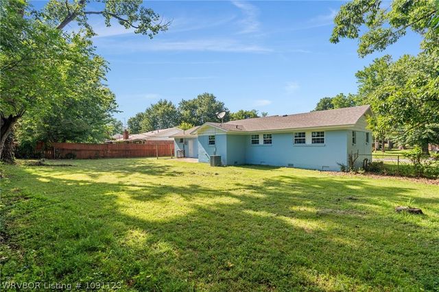 4416 Royal Oak Drive, Fort Smith, AR 72904