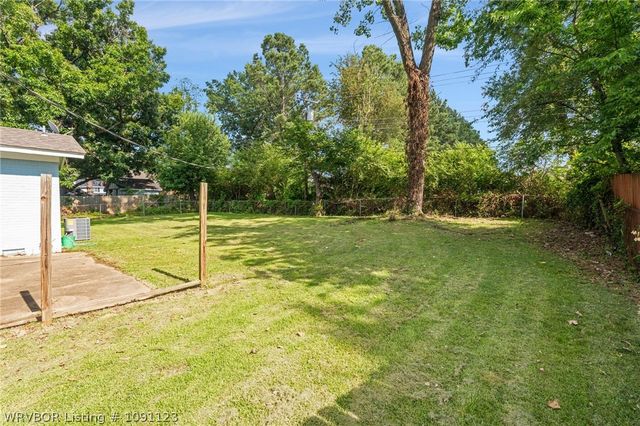 4416 Royal Oak Drive, Fort Smith, AR 72904