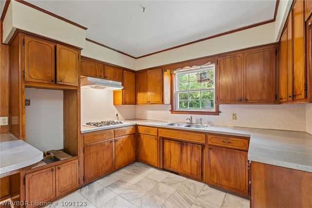 4416 Royal Oak Drive, Fort Smith, AR 72904