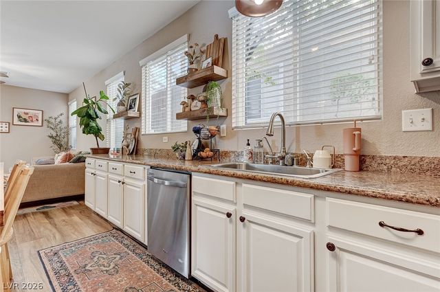 10617 Austin Bluffs Avenue, Las Vegas, NV 89144