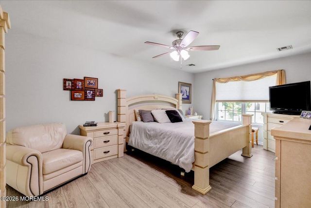 9 Cecilia Court, Howell, NJ 07731