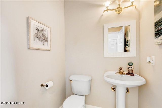 9 Cecilia Court, Howell, NJ 07731