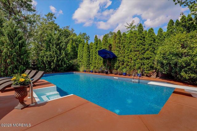 9 Cecilia Court, Howell, NJ 07731