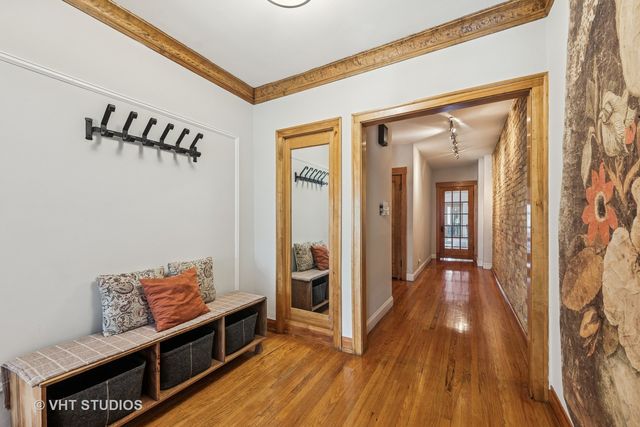 1412 W Bryn Mawr Avenue 3W, Chicago, IL 60660