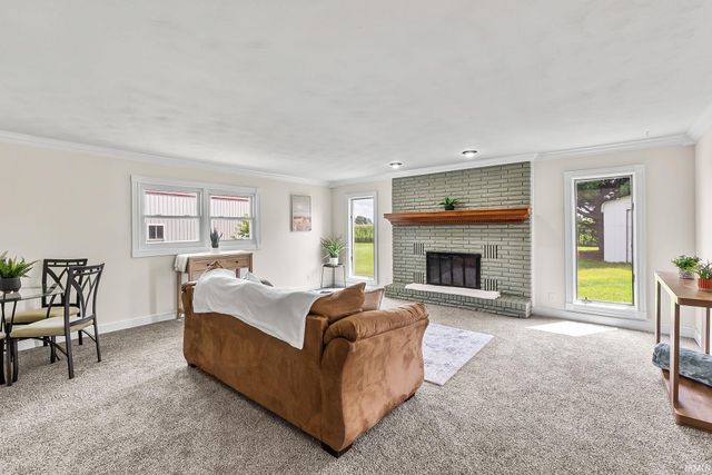 21722 N State Road 101, Woodburn, IN 46797
