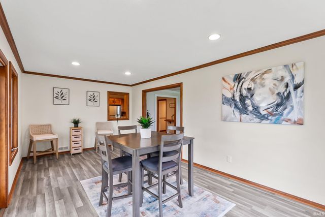 21722 N State Road 101, Woodburn, IN 46797