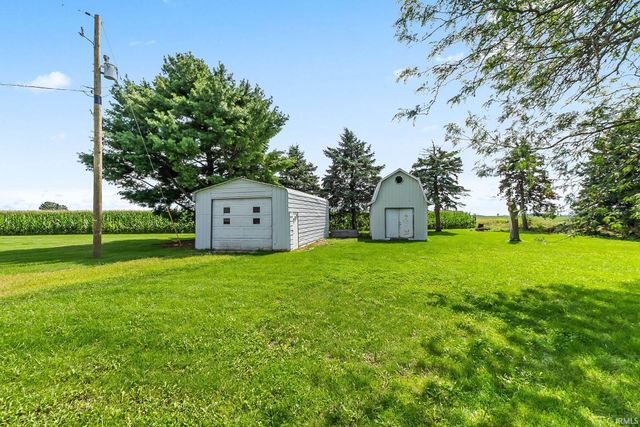 21722 N State Road 101, Woodburn, IN 46797