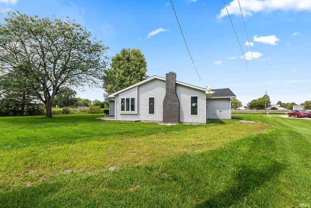 21722 N State Road 101, Woodburn, IN 46797