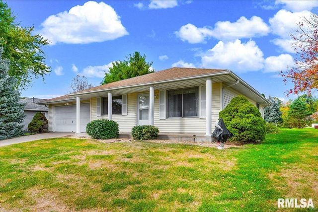 1215 E SYCAMORE Street, Canton, IL 61520