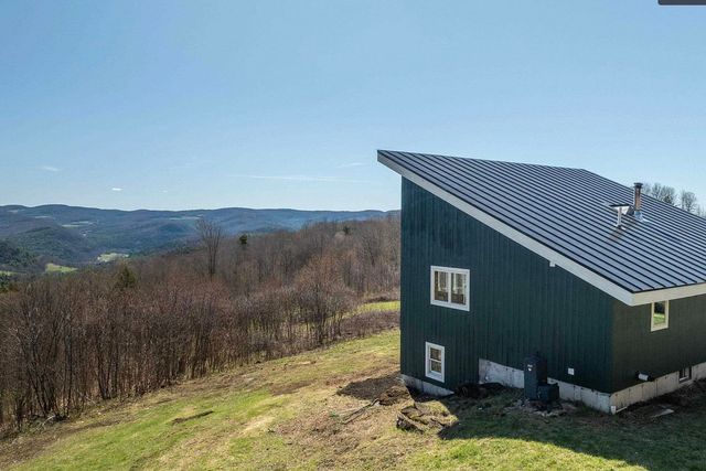 167 Ward Hill Road, Tunbridge, VT 05077